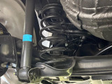 お車を安心してお乗りいただく為には、足回りの定期点検が欠かせません。サービスサポート(有償保証)では無料点検もご提供しており、安心のカーライフをお過ごしいただけるサポート体制が整っています。