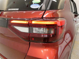 LEDテールライトです。省電力、高輝度のLEDは明るく照らすので夜間運転時の視認性を高めます。スタイリッシュな見た目で細かいところもこだわりたいあなたに!