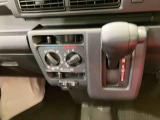 納車前にはプロのメカニックが、各部の点検を行います。ディーラーにしか出来ない品質、そしてサービスできっと満足していただけると思います!