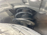 お車を安心してお乗りいただく為には、足回りの定期点検が欠かせません。サービスサポート(有償保証)では無料点検もご提供しており、安心のカーライフをお過ごしいただけるサポート体制が整っています。