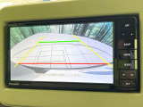 【バックカメラ】駐車時に後方がリアルタイム映像で確認できます。大型商業施設や立体駐車場での駐車時や、夜間のバック時に大活躍!運転スキルに関わらず、今や必須となった装備のひとつです!