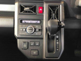 温度を設定すれば、自動で車内の温度管理をしてくれる優れものです♪ATミッションで運転楽々