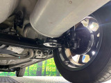 お車を安心してお乗りいただく為には、足回りの定期点検が欠かせません。サービスサポート(有償保証)では無料点検もご提供しており、安心のカーライフをお過ごしいただけるサポート体制が整っています。