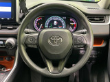 【ステアリングスイッチ】運転中、前方から目線をそらすことなく、オーディオ等の操作が可能な便利機能!安心&快適なドライブを演出してくれます♪