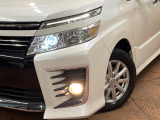 【LEDヘッドライト】悪天候や夜間走行時も良好な視界を確保し安心して運転できる高輝度LEDヘッドライトを装備!点灯速度が早く、消費電力も抑えられています。