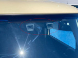 デュアルカメラブレーキサポート(DCBS) フロントガラス上部にあるセンサー部です。ステレオカメラで車両前方の状況を検知し各種制御を行います。衝突被害軽減ブレーキ・誤発進抑制機能・車線逸脱警報機能 等