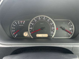 視認性の高いメーター!必要な情報を確認しやすく、運転中もスムーズに状況を把握できます!