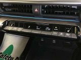 【オートエアコン】風量や吹き出し口を調整し、設定した温度に自動的に保ってくれる制御が付いているので、いつでも快適に過ごせます。