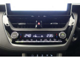 ★運転席と助手席でそれぞれお好みに合わせて温度設定が行えるフルオートエアコンです。外気温や室温、日射量を感知し、吹き出し温度、風量を緻密に制御します
