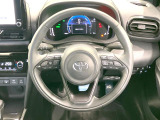 【純正革巻きステアリング】上質な革を使用することで、手にしっかり馴染みとても運転しやすいハンドルです♪
