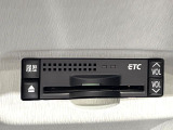 【ETC】高速道路の料金所をストレスなく通過!話題のスポットやサービスエリアに多い「スマートIC」利用時は必須のアイテムです。当店でセットアップを実施、ご納車当日からすぐにご利用いただけます!