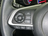 ステアリングスイッチ装備!運転しながら手元でオーディオの操作などができます。