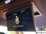 【フリップダウンモニター】家族や友人とお出かけする機会が多い方に大人気のフリップダウンモニター!大画面モニターで車内はエンタメ空間!退屈しがちな長距離ドライブも楽しい時間に変わります!