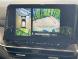 【アラウンドビューモニター】専用のカメラにより、上から見下ろしたような視点で360度クルマの周囲を確認することができます☆死角部分も確認しやすく、狭い場所での切り返しや駐車もスムーズに行えます。
