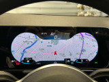 【アットホームな雰囲気のお店です】メルセデスに精通したスタッフが、心をこめてお車選びをお手伝い致します。是非メルセデスベンツへの想いをお聞かせください