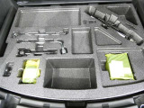 スペアタイヤレス車です。応急セットを搭載しております。