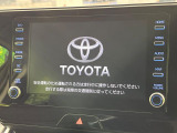 【メーカー純正ナビ】インテリアに溶け込むスタイリッシュな「専用設計」メーカーナビを装備♪視認性や操作性など基本性能にも優れ、より上質なカーライフをお楽しみいただけます。