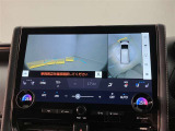 安全機能のバックモニター&全周囲モニターも装備です。
