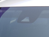 オリックス認定中古車は御納車前に全車12または24ヶ月月点検を実施しオイル、エレメント、全ワイパーゴム、エアコンフィルターは無条件で新品に交換致します。安心の充実整備です。