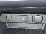 シガーソケット用の充電器が使用可能です!