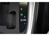 MTモード(シーケンシャルシフト)を装備しています。CVT車でありながら、マニュアル感覚のシフトチェンジが可能です。ドライバーの変速操作に応えたアクティブな走りが楽しめます。