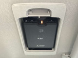 運転席のバイザー裏にはスマートインETC付きです♪