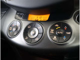 車内を適温に保ってくれる心強い装備☆調整必要ないので便利です!