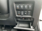各種操作スイッチ