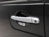 中古車は一物一価、同じようなお車でも、整備状況、外内装の状態など様々です。