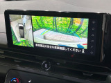 【アラウンドビューモニター】専用のカメラにより、上から見下ろしたような視点で360度クルマの周囲を確認することができます☆縦列駐車や幅寄せ時に活躍してくれます♪