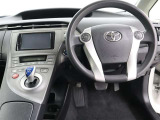 運転席のハンドル・シートは高さ調整が可能です