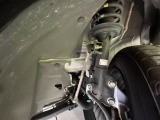 お車を安心してお乗りいただく為には、足回りの定期点検が欠かせません。サービスサポート(有償保証)では無料点検もご提供しており、安心のカーライフをお過ごしいただけるサポート体制が整っています。