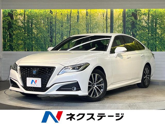 クラウン ハイブリッド 2.5 S Cパッケージ 