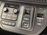 ☆シートヒーター☆エアコンの暖房をつけると頭がボーっとなりませんか?シートヒーターならその症状も解消できるかも知れません♪