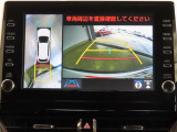車両を上から見たような映像を映し出すパノラミックビューモニター付きです。