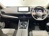 運転席からの視界が左右に広く隅々まではっきりと見渡せます。車の前端も把握しやすく安心して運転できます。