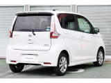 1年間無料保証の「ワイド保証」とプラス2年最長3年の組み合わせ「ワイド保証プレミアム」も お選び出来ます。走行距離無制限!全国3000か所の日産サービス工場ご利用可能です。