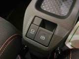 ご覧いただくタイミングによっては、掲載中の車両でも商談が入っていたり、更新・反映の時差があるため売約済みになっている場合がございます。