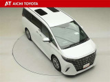 両側パワースライドドア付きだから、狭い駐車スペースなどでの乗り降りラクラク♪小さなお子さまのいるご家庭には嬉しい装備です。
