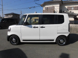この車は新車保証が継承されます。(初度登録年月日より3年または6万Kmまで)