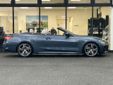 BMWを熟知したメカニックによる、360度の納車前点検。ドイツ本国と同様の教育・訓練を受けたメカニックが徹底的に点検、整備した後にお客様にお引渡しします。