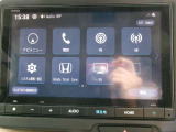 純正メモリーナビを装着しています。USB・Bluetoothにも対応しています。もちろんリアカメラも使えます。インターナビで様々な情報を得ることもできます。