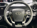 インテリアに合わせたデザインのステアリングは、運転される方のことも考え、運転しやすい形状、大きさです。是非一度、実際に触ってお確かめください。