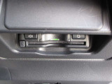 ETCももちろん搭載。いちいち料金所で停車する必要なんて当然ないです。スムーズにストレスなくドライブをお楽しみください。(※支払総額にセットアップ費用は含まれておりません。)