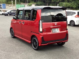 タイヤの空気圧は、燃費、ステアリング等に影響しますので、こまめなチェックをお願いします。
