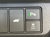 【パワーバックドア】スマートキーや運転席のボタンを押すだけでリアゲートが自動で開閉します!荷物を持っている時や、高い位置にあるバックドアを閉める際に便利な機能です♪