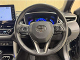 ステアリングスイッチ搭載!手を離さずに手元のスイッチでさまざまな操作が可能。運転中、視線をそらさなくても操作ができて安全です!