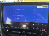 いまや必須装備「ナビゲーション」搭載!知らない場所にスイスイッとドライブ。もう、これなしではハンドルを握れませんね!でも運転中の操作は危険ですのでご注意ですね☆