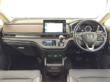 ★いつでも気持ちよく運転できて、使い勝手のいい収納や体をケアするシート、細部にまでこだわったインテリア♪