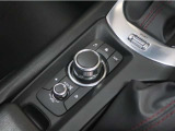 運転しながらでも手元を見ずに操作可能なマツダコネクトの操作ダイアルです!